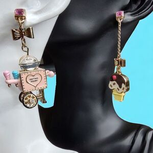 NEW Vintage Betsey Johnson Candyland Collection Cotton Candy Ice Cream Earrings